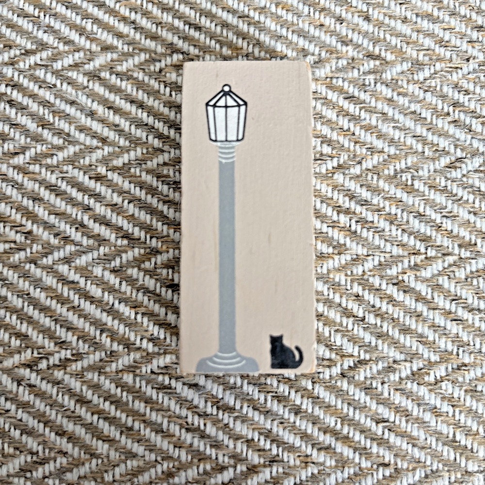THE CATS MEOW 1995 # 71 LIONELL ILLUMINATED LAMP POST